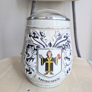 Vintage German Munchen Beer stein with Silver Lid